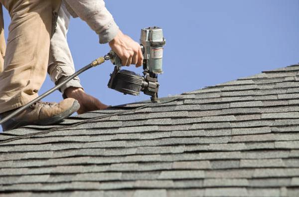 How Long Does Roof Installation Take for Lansing Homes?